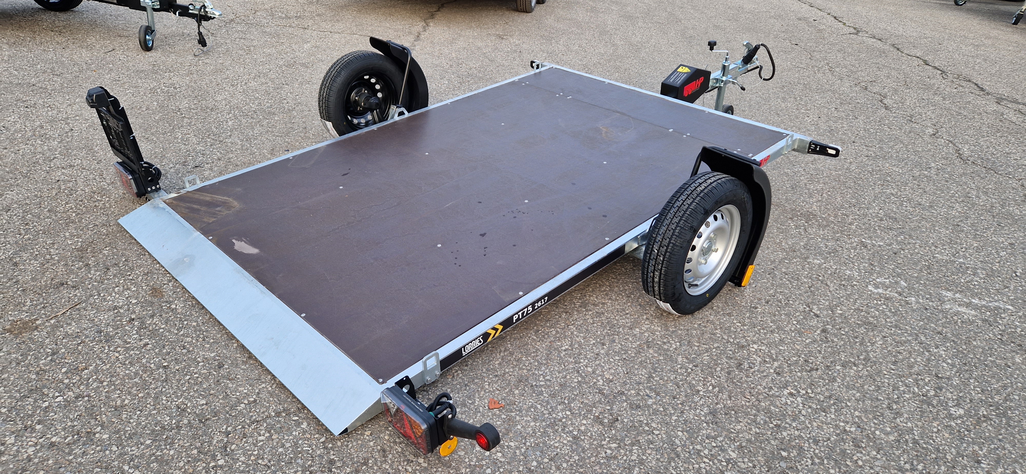 PKW-Anhänger, Autoanhänger, Universaltransporter HP 752617 UK, Absenkanhänger über Handkurbel PKW-Anhänger, Autoanhänger, Universaltransporter HP 752617 UK, Absenkanhänger über Handkurbel